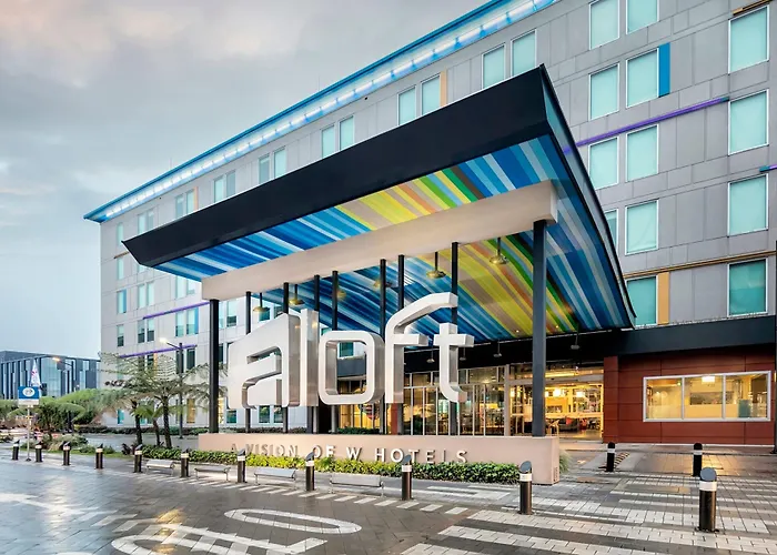 Luxury hotel only: Aloft Bogota Airport